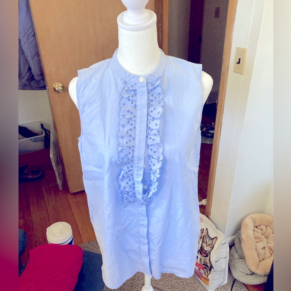 Ann Taylor, soft baby blue sleeveless top, size S